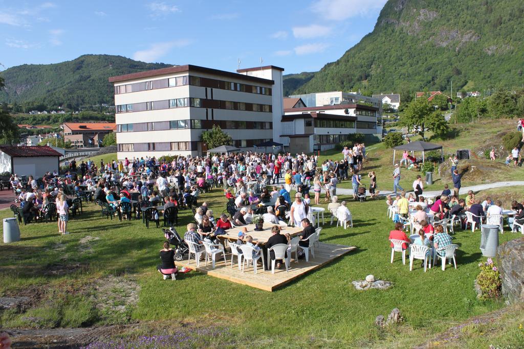 Sognefjord Hotel Hermansverk Luaran gambar