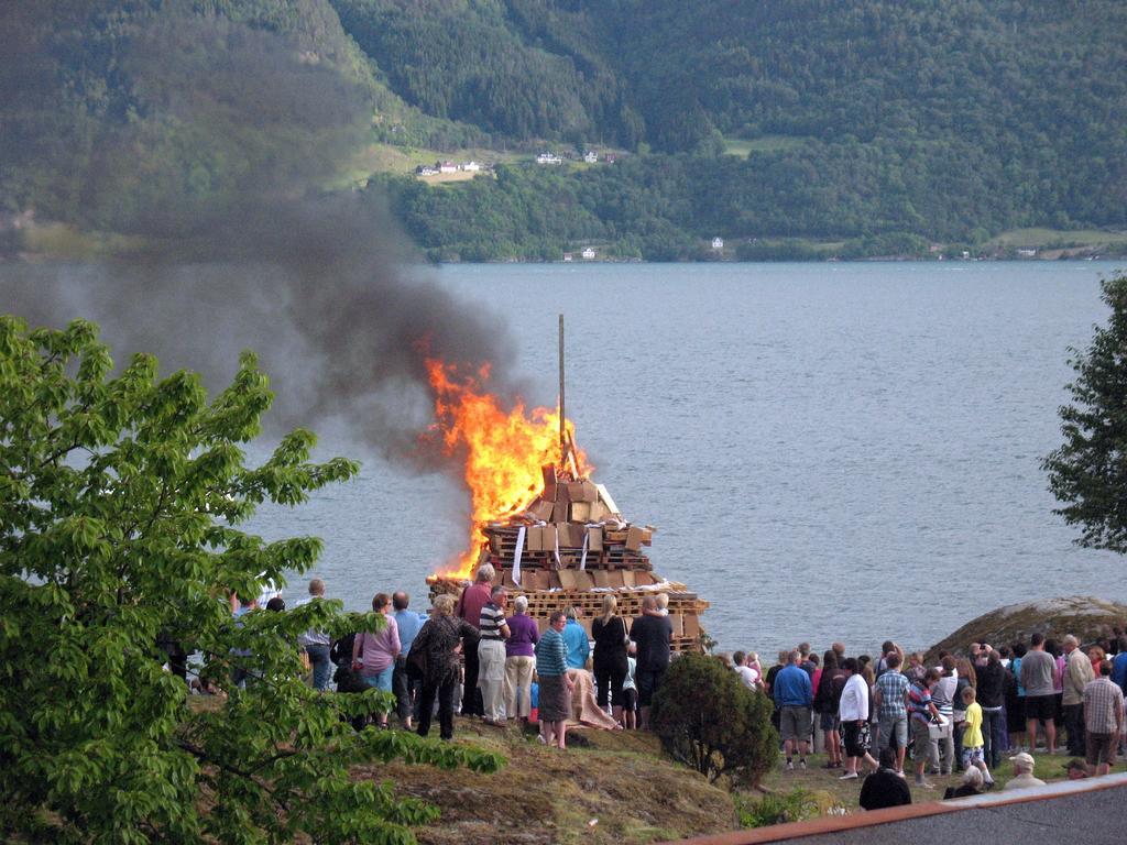 Sognefjord Hotel Hermansverk Luaran gambar